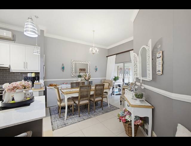 3 BEDROOM TOWNHOUSE FOR SALE IN SOMERSET PARK
